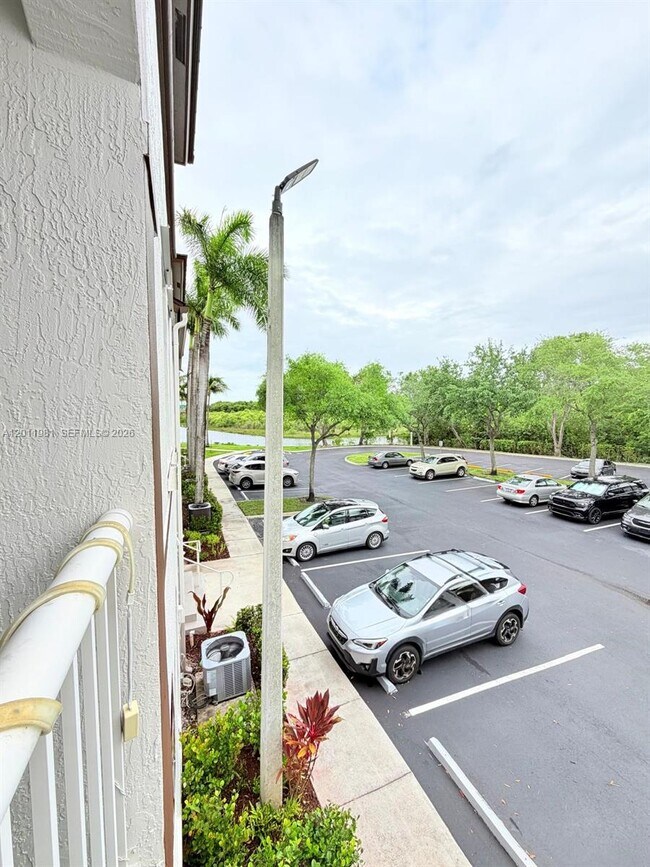 Building Photo - 4435 SW 160th Ave
