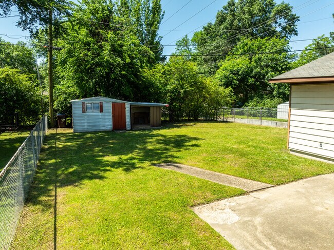 Building Photo - 2816 Memphis St