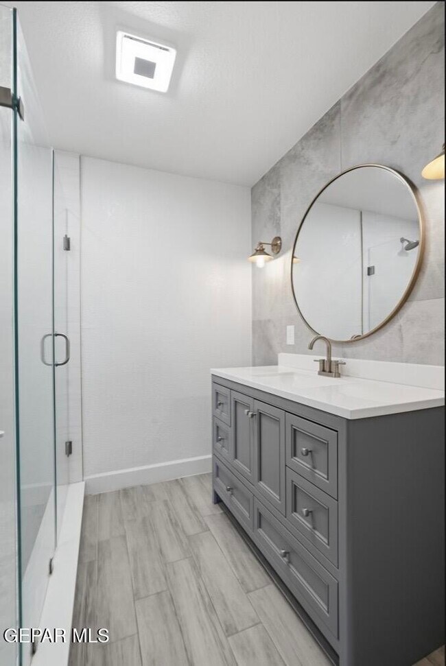 Building Photo - 9900 Marine Cir