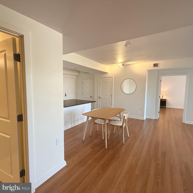 Building Photo - 475 K St NW
