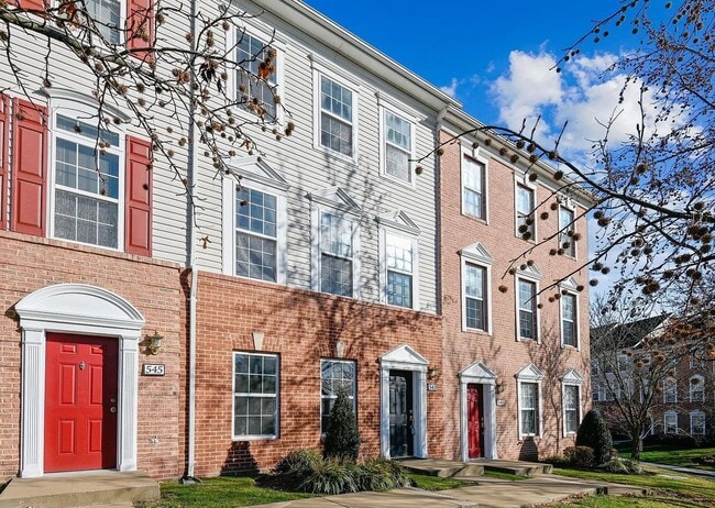 Building Photo - 543 Ensemble Ct