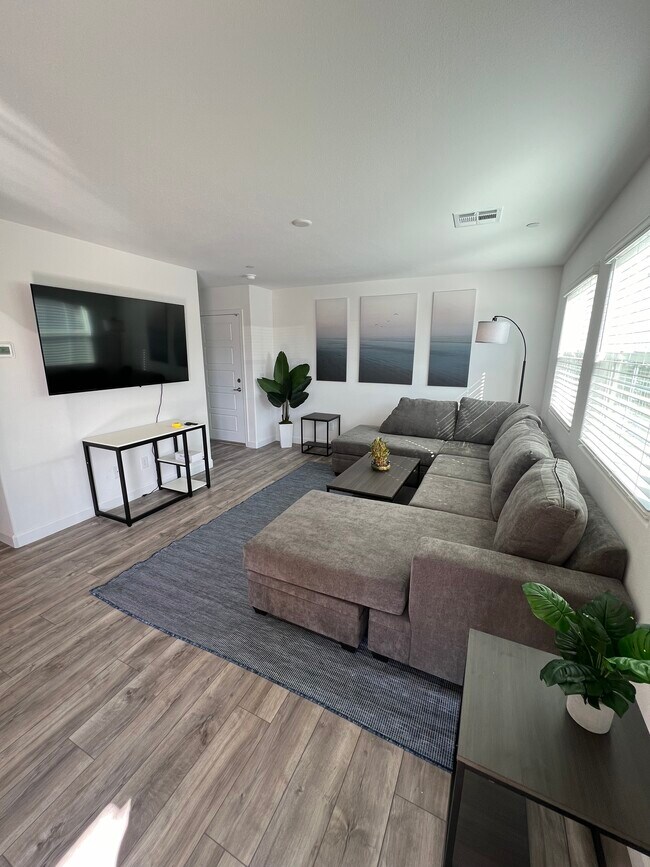 Building Photo - 843 Jigglypuff Pl