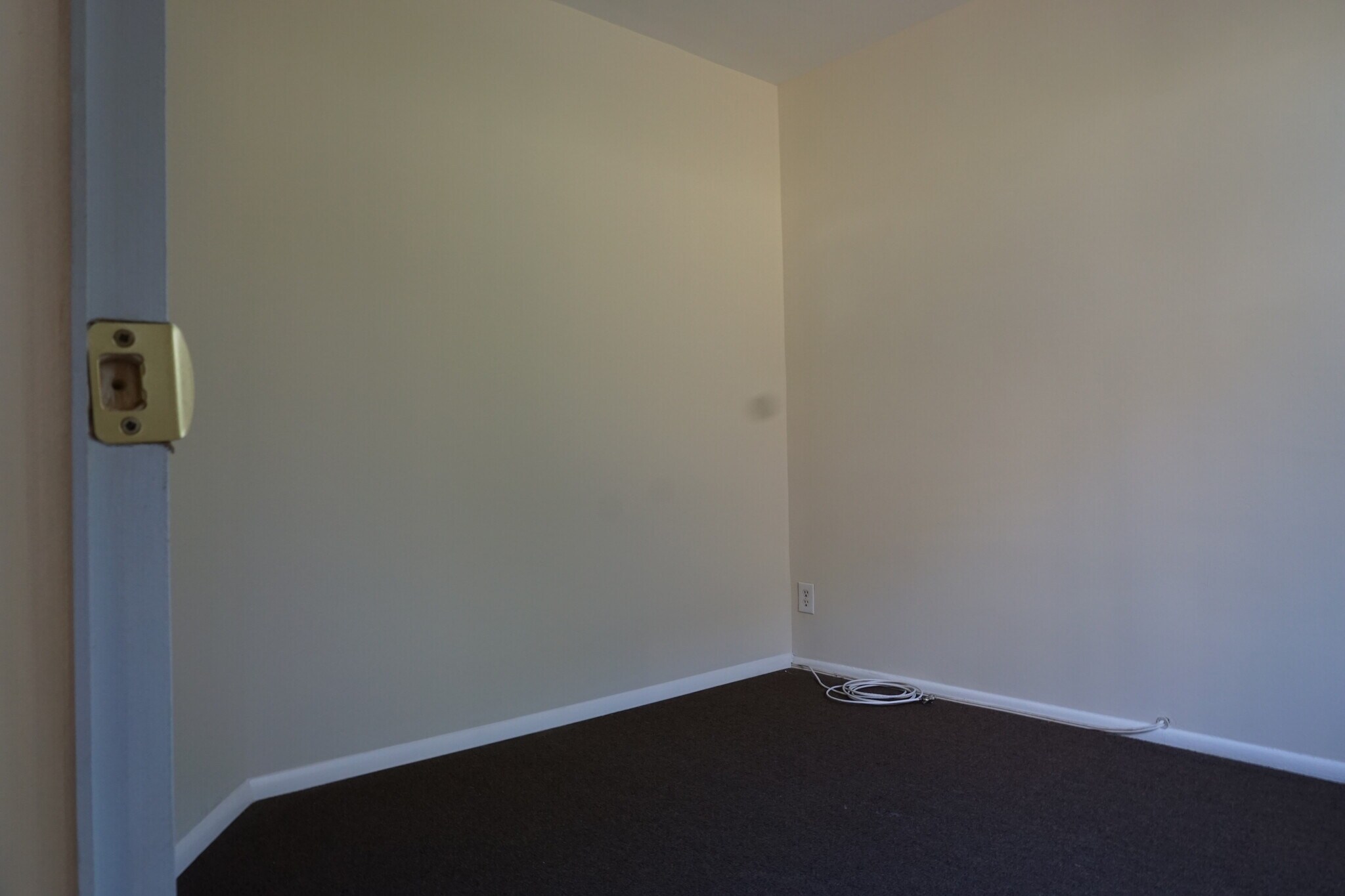 Building Photo - 4330 Hartwick road