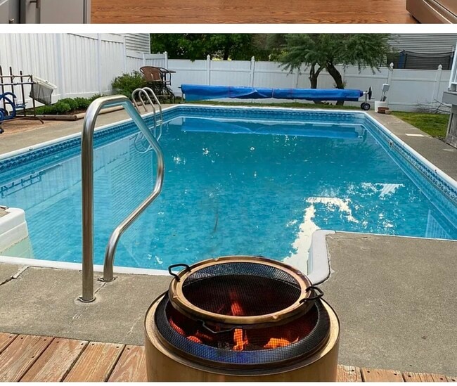 Building Photo - 230 Essex St