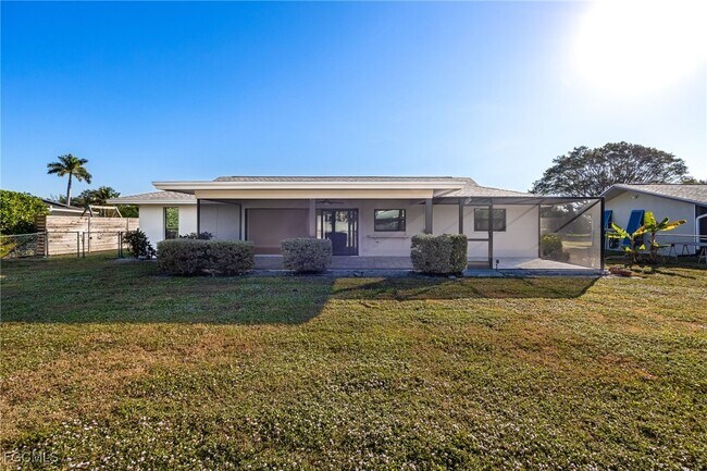 Building Photo - 5308 Shalley Cir E