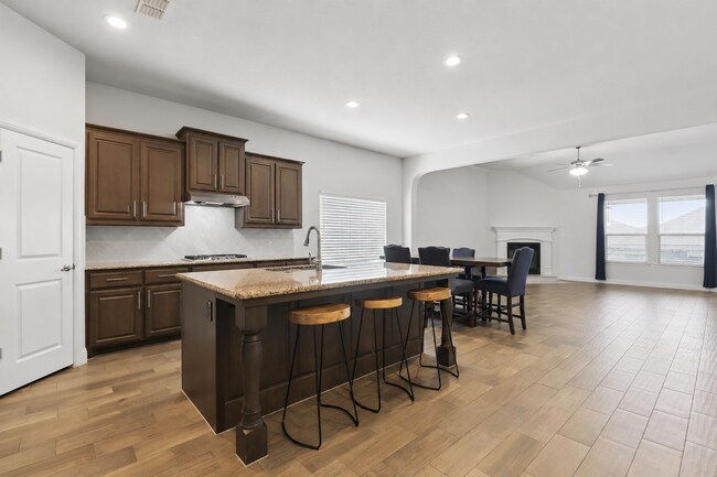 Building Photo - Exceptional Space, Designer Finishes & Award-Winning Aledo ISD