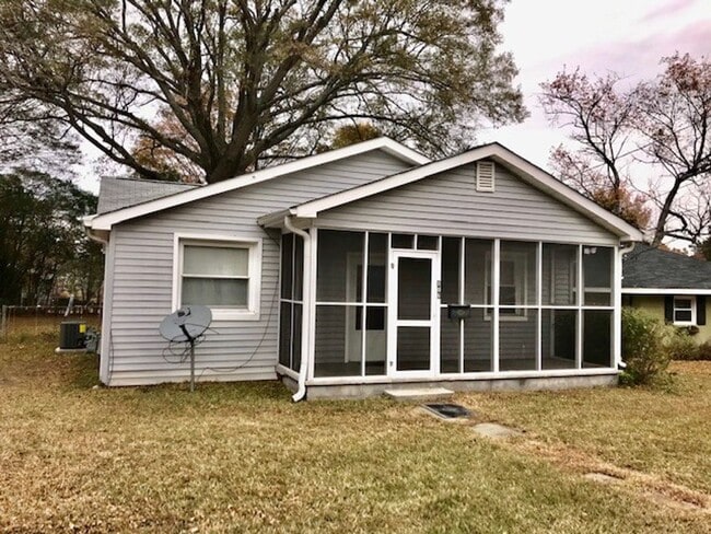 Primary Photo - Great Experiences Are Just Around The Corner. Charming 2 bedroom Ranch Style Bungalow.