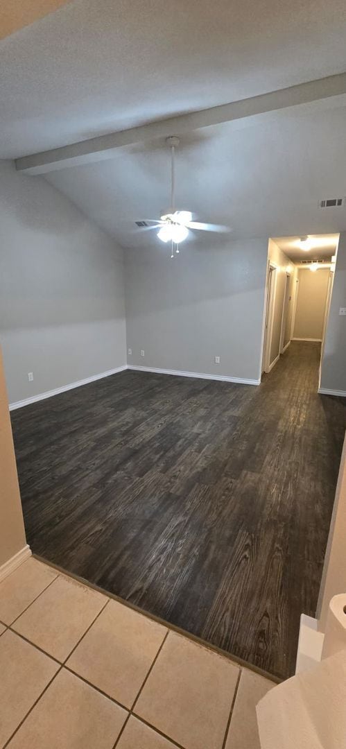 Building Photo - Spacious 3 bedroom / 3 bath duplex in convenient location