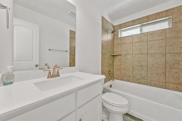 Building Photo - 1549 Pirene Aly