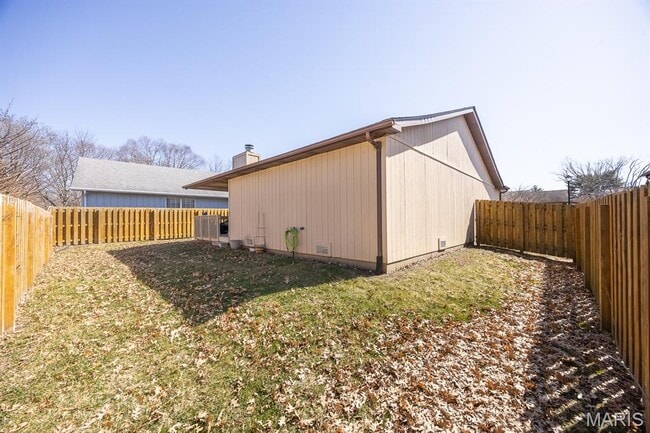Building Photo - 425 Eagle Terrace Dr
