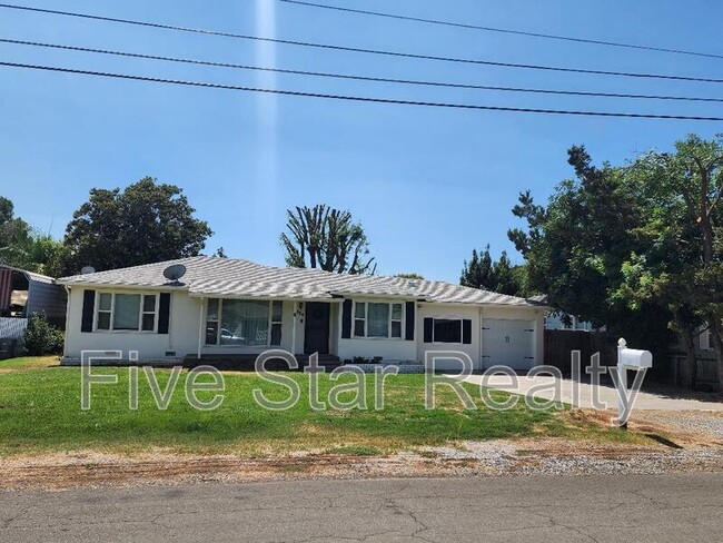Primary Photo - 598 Cassidy Ave