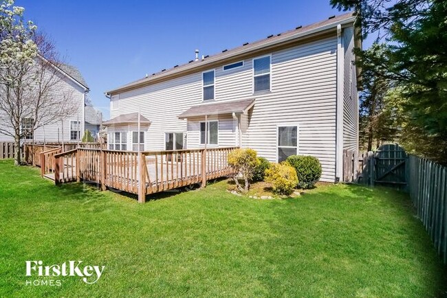 Building Photo - 17713 Oak Edge Cir