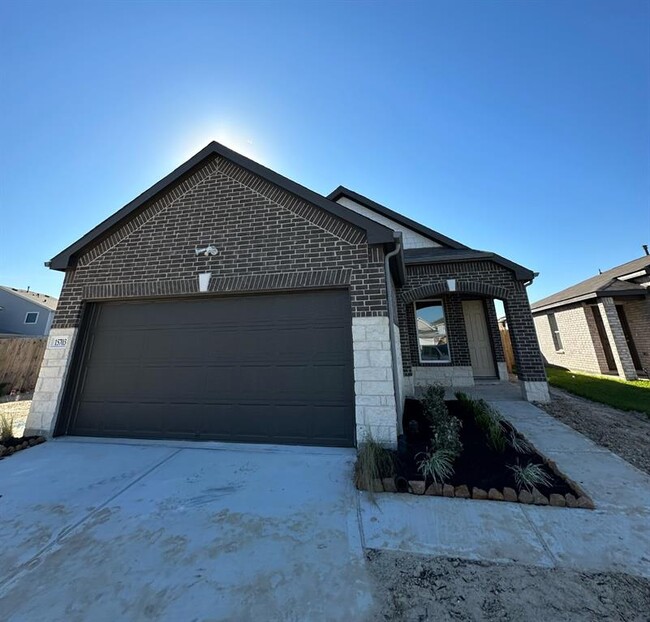 Primary Photo - 15703 Lemmonwood Hls Ln