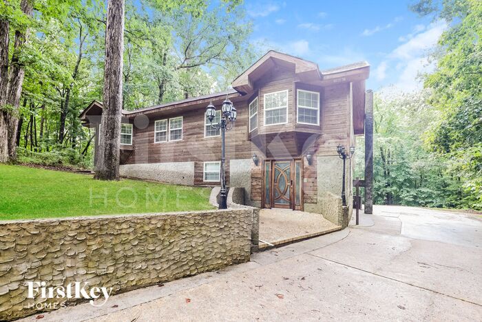 Primary Photo - 3896 Chattahoochee Dr