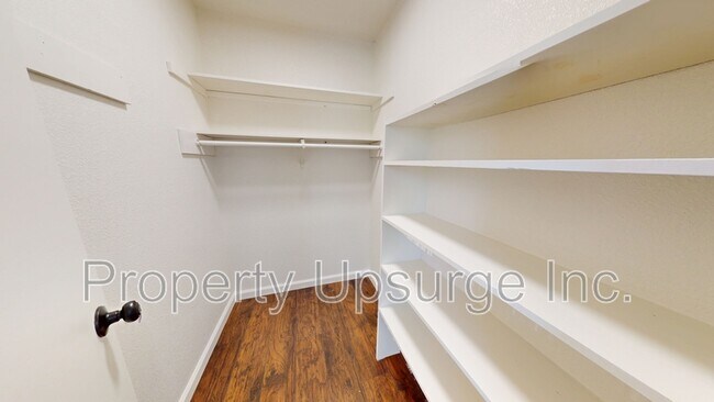 Building Photo - 488 Wiltsey Rd