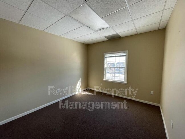 Building Photo - 1795 Alysheba Way