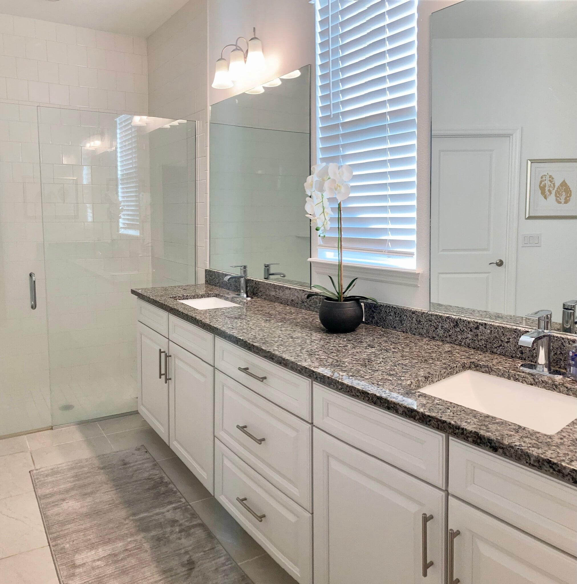 Building Photo - 15098 Lebeau Loop