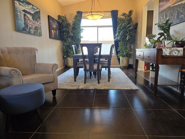 Building Photo - 2 story, 2 car garage, 5 bedroom, coveredpatio, All appliances. move in ready home with solar inc...