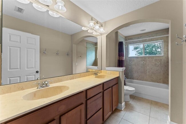 Building Photo - 7059 Winding Lake Cir