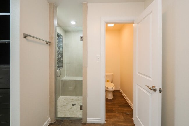 Building Photo - 2319 Palos Lp