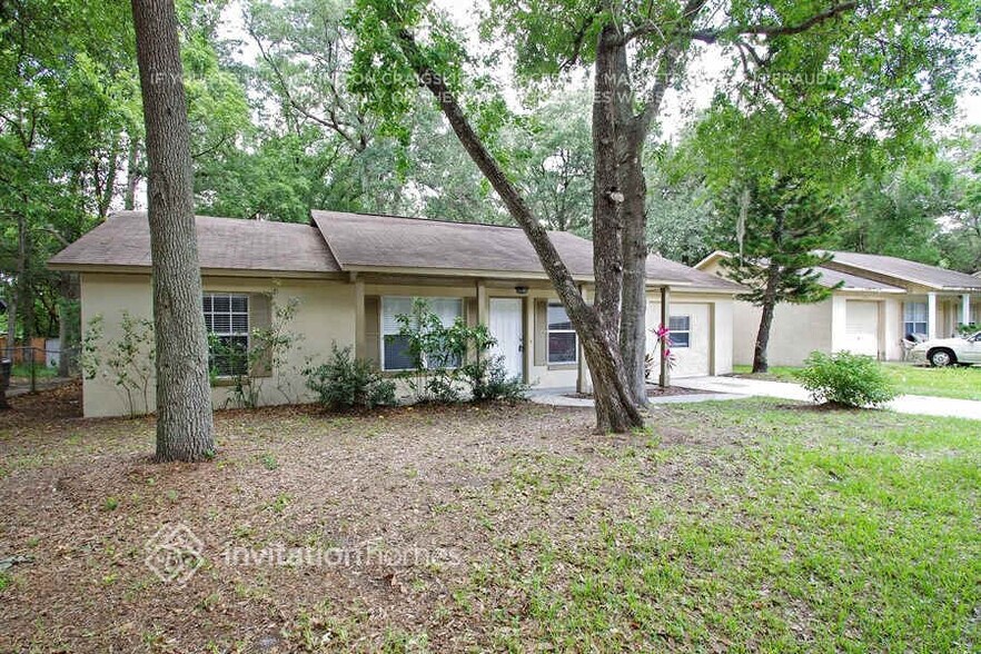 Building Photo - 320 San Lanta Cir