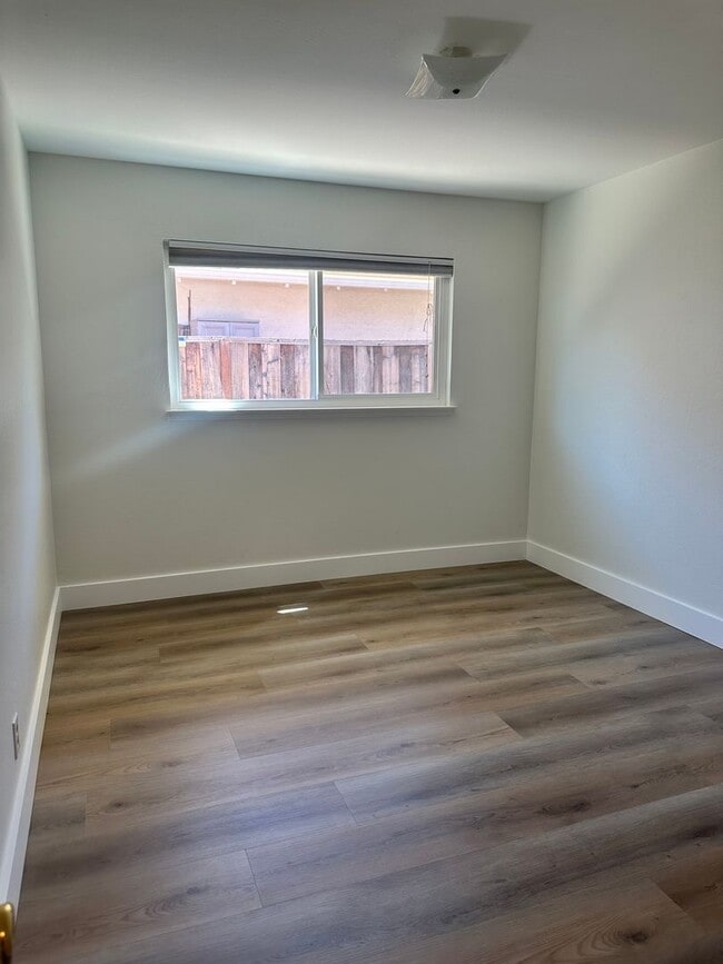 Building Photo - Southside Livermore Home