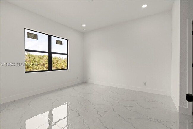 Building Photo - 2700 42nd St W