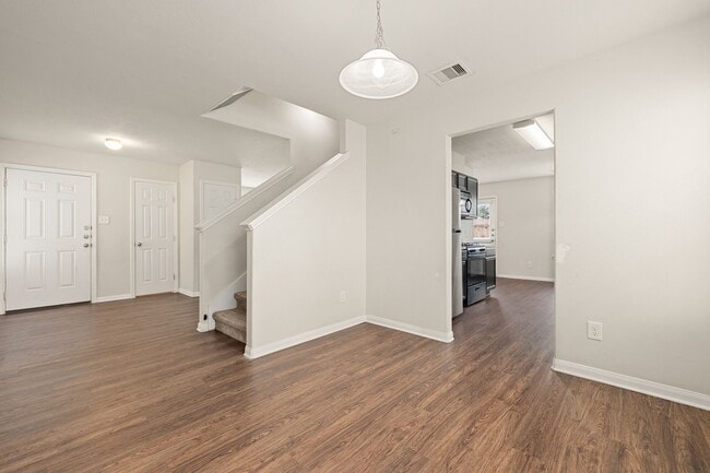 Building Photo - 21415 Partha Way