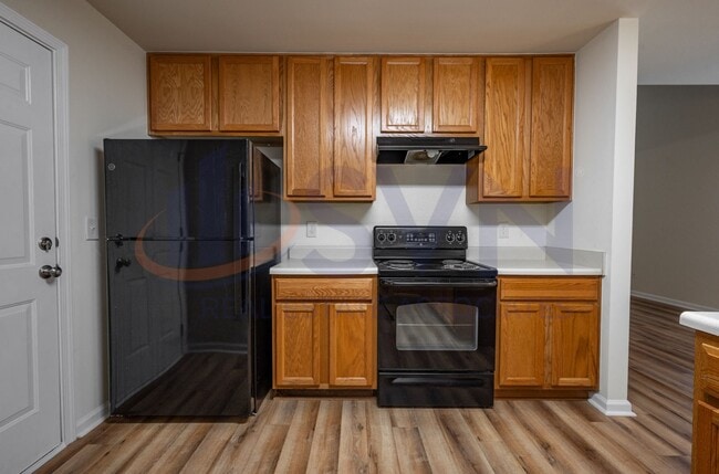 Building Photo - Spacious 4BR, 2.5BA Summer Meadow Durham Home