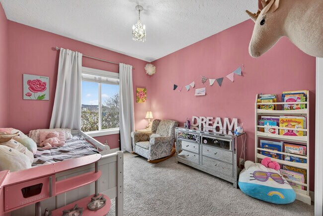 Building Photo - 2110 S Herron Dr