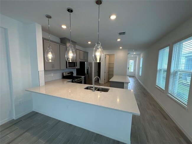 Building Photo - 994 Teal Crk Dr