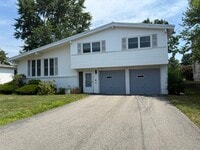 Building Photo - 55 Esty Farm Rd