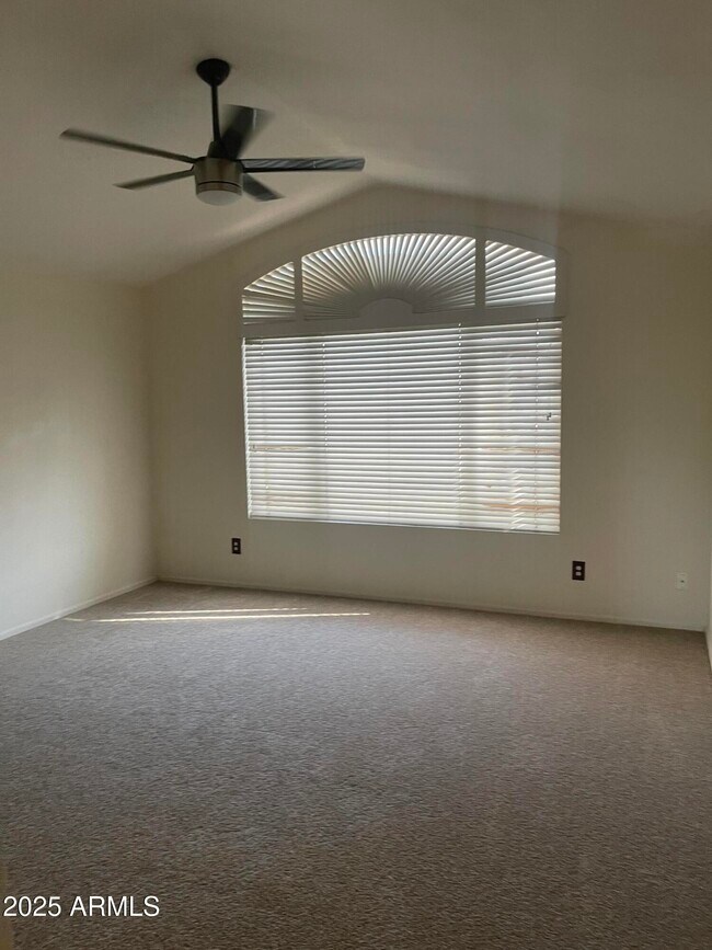 Building Photo - 1381 W Pelican Ct