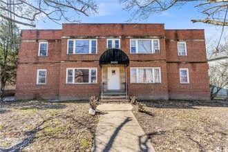 Building Photo - 2490 Noble Rd