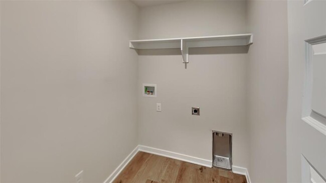 Building Photo - 2901 Firefly Dr
