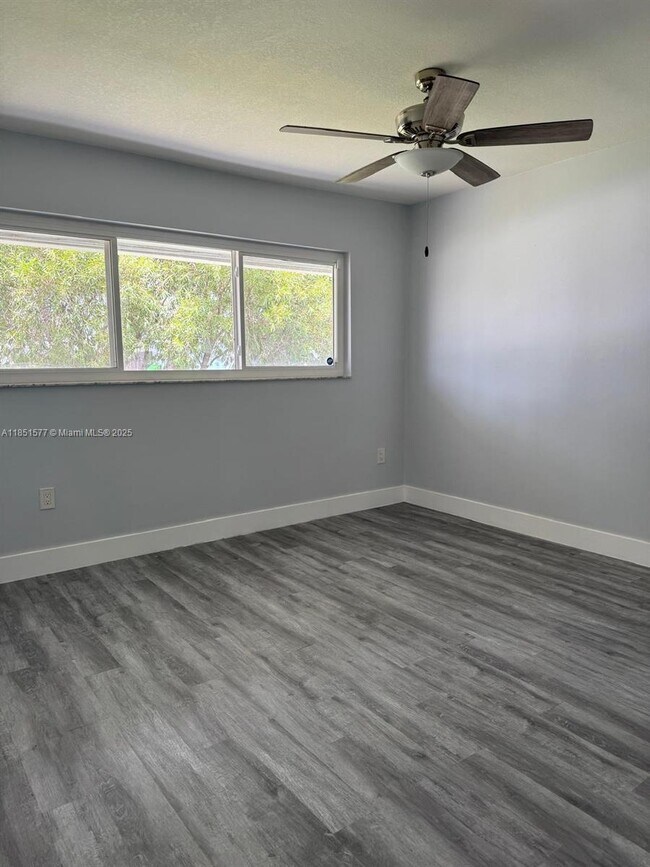 Building Photo - 11500 NW 39th St