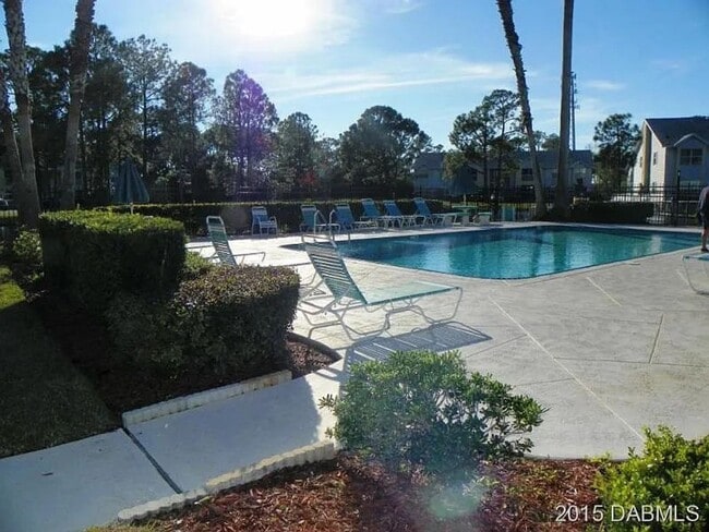 Building Photo - Indigo Pines