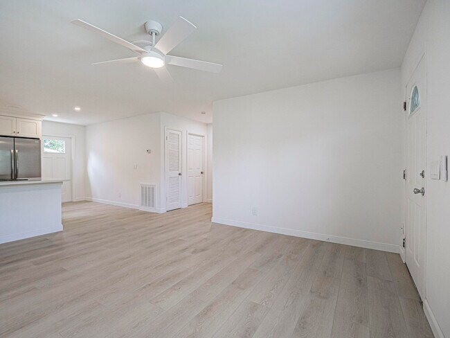 Building Photo - 2075 37th Ave