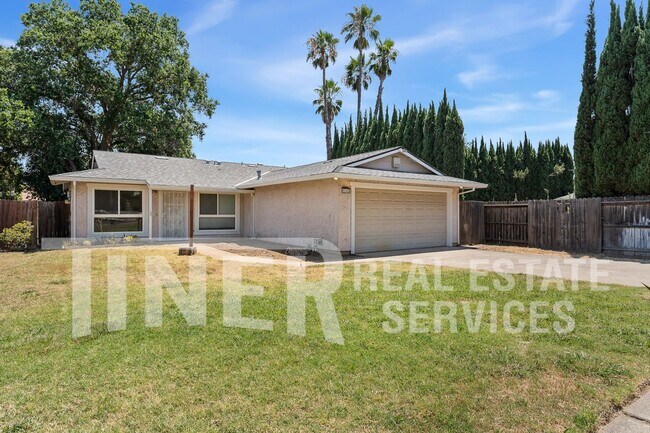 Building Photo - 9586 Meadowgreen Cir