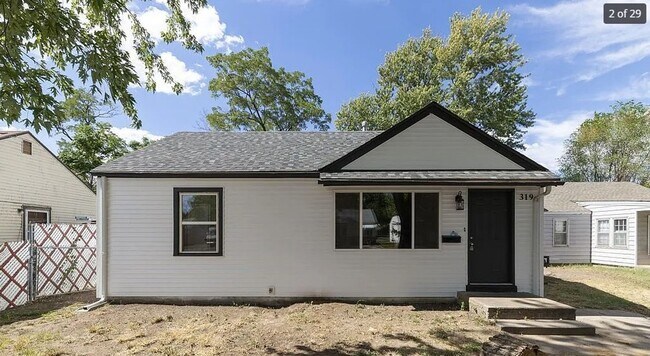 Primary Photo - 319 N St Paul St