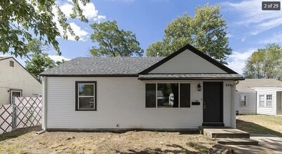 Building Photo - 319 N St Paul St