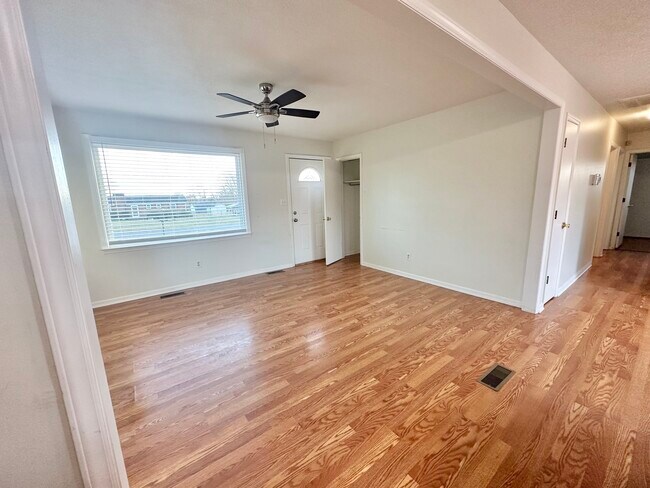 Building Photo - 3935 Elkton Trail