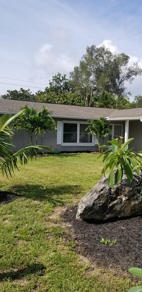 Building Photo - 500 Sunset Beach Dr