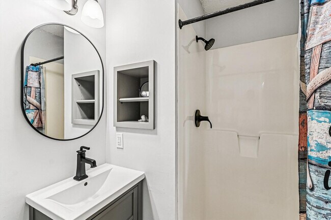 Building Photo - 17751 Panama City Beach Pkwy