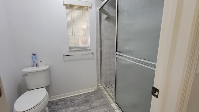 Building Photo - Homosassa 3/2/2 Pool Home