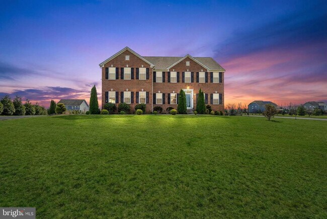 Building Photo - 40 Gina Dr