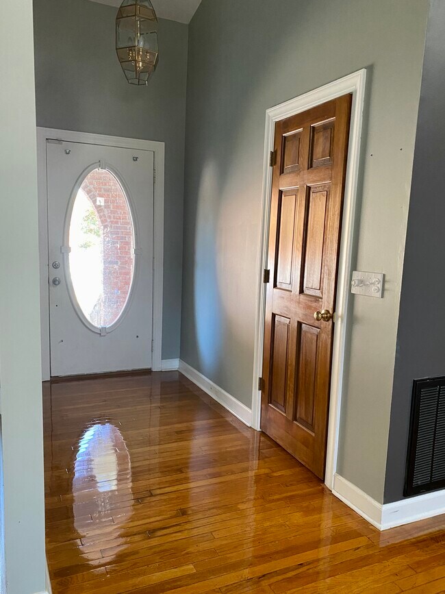 Building Photo - 1229 Clemson Rd