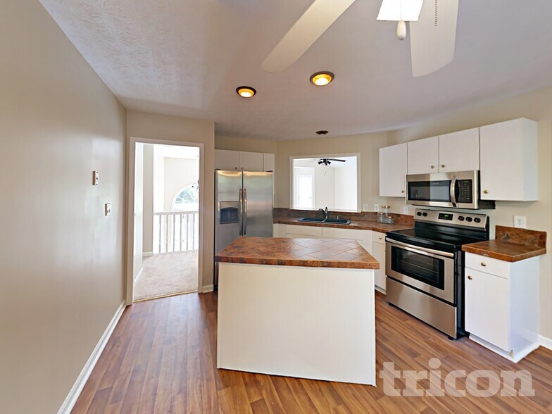 Building Photo - 43 Breckenridge Ct