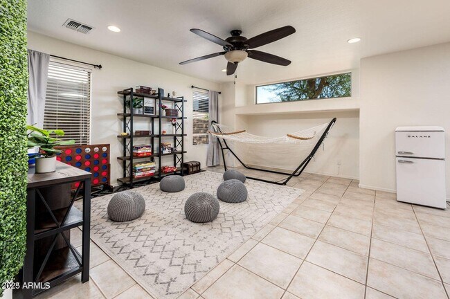 Building Photo - 13604 W Rovey Ave