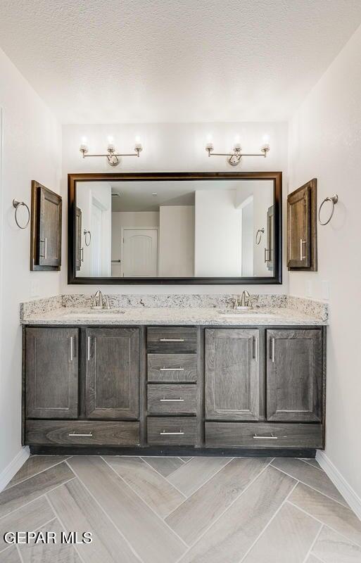 Building Photo - 14604 Pebble Hills Blvd